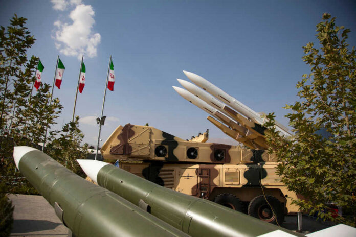 Democrats Split Over Trump’s Iran Strikes as War Powers Fight Intensifies